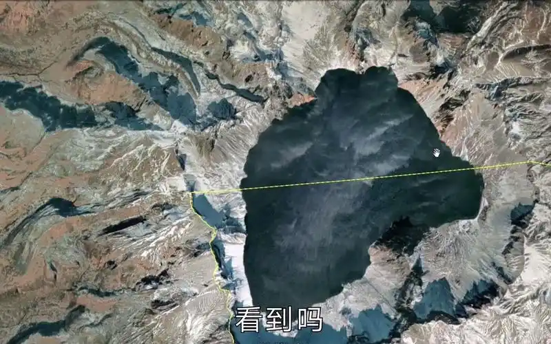 卫星地图看神秘的长白山天池,壮美的外表下,却蕴藏了很大的危险