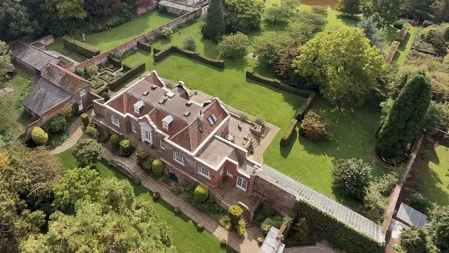 每日豪宅| 私家花园环绕的英国肯特乡村庄园