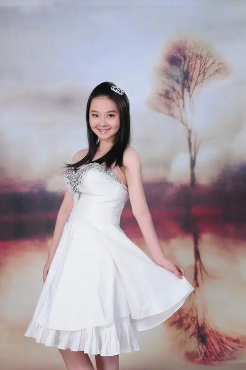 首页 美女图片 美女明星 杨丽晓写真图片上一张 下一张 简介 杨丽晓