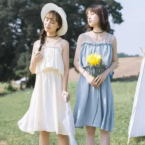 一起穿闺蜜装 做亲密闺友一起美一起笑