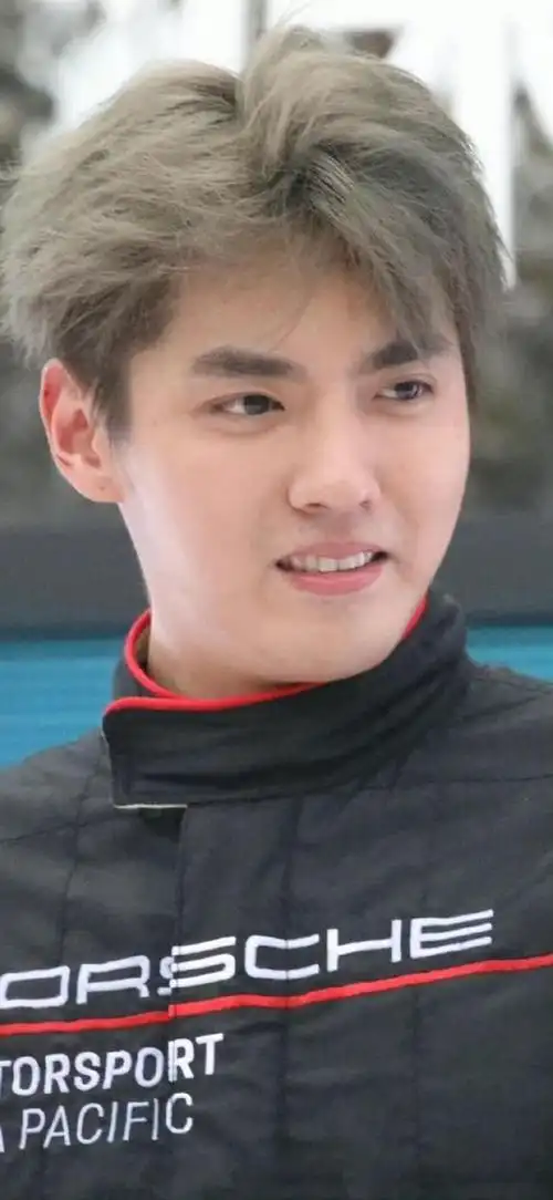 吴亦凡人设崩,先蹲个13年再驱逐出境?