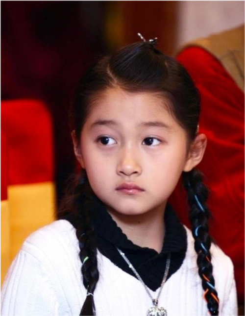 明星小时候照片:周杰伦,刘亦菲杨颖,张艺兴蔡徐坤,关晓彤鹿晗