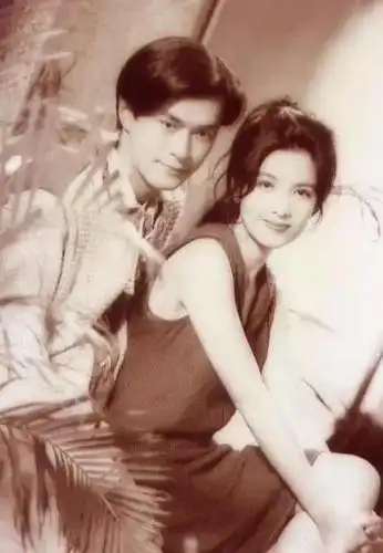 翁美玲竟然和刘德华合过影