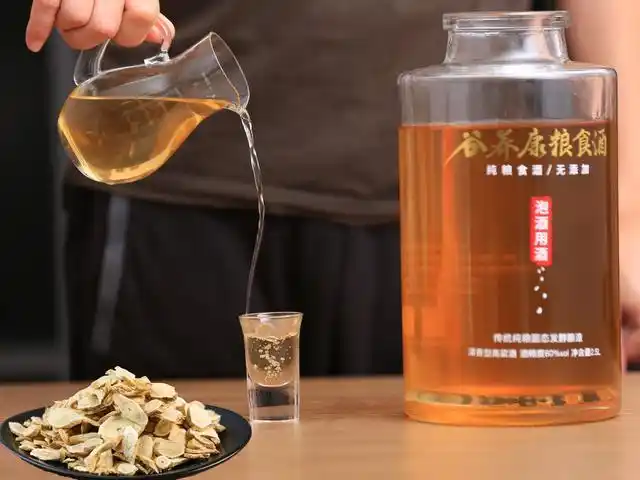 黄芪泡酒益气固表,3个黄芪酒的泡制配方推荐