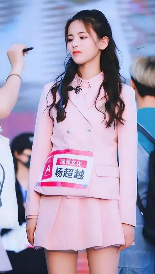 火箭少女解散三年后成员现况差距已拉开真红还是假红一目了然