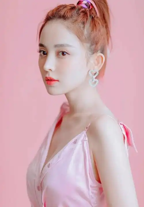 古力娜扎高清美艳大气写真惊艳迷人