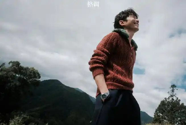 张栋梁深秋格调大片##张栋梁说人生的中间值挺好