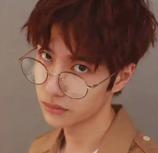 王一博 爱奇艺尖叫之夜#|#王一博变装#论眼镜啵的魅力#王一博