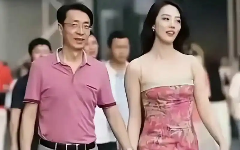 牵手门事件反思