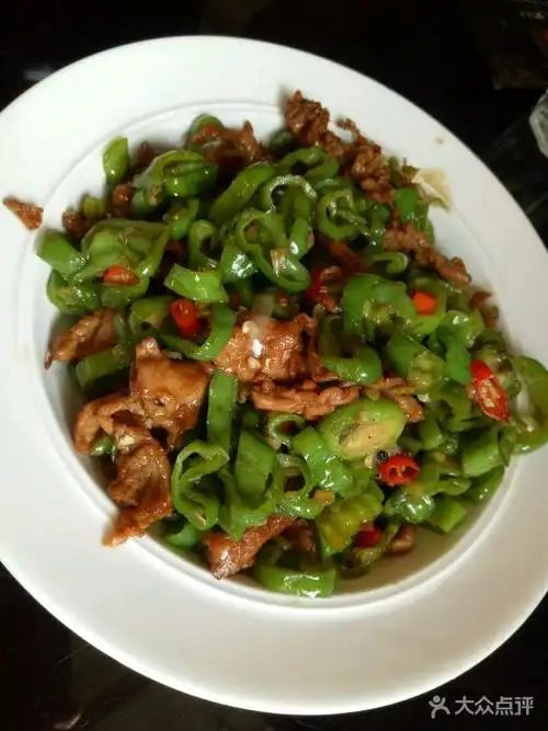 川味香川菜酒楼农家小炒肉图片 - 第1张