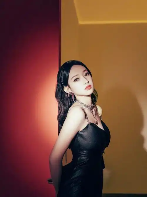 程潇|人间芭比!这身材真的猛!