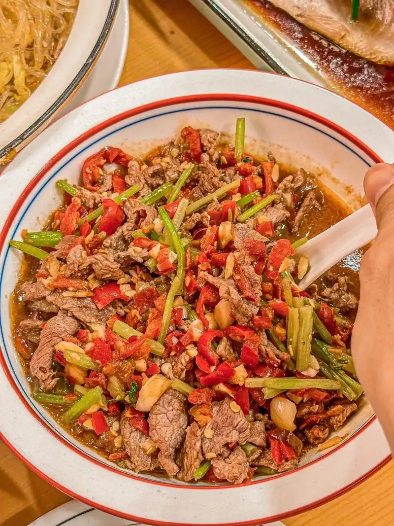 没想到在江汉路能吃到这么正宗的湘菜