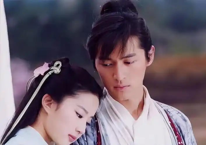 胡歌官宣已婚当爸,究竟是什么样的女人,才能与之相配?