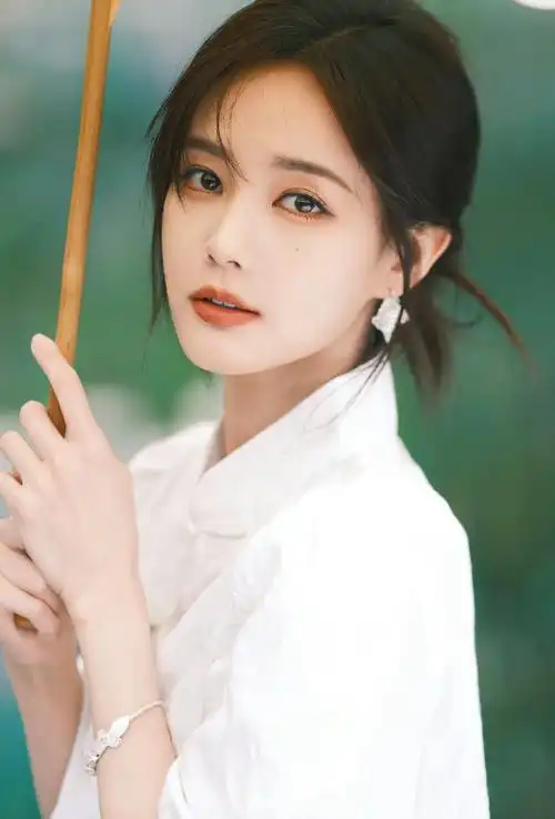 这一站济南##发现最美济南##李一桐马面裙