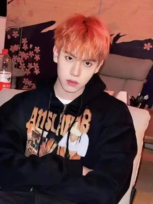 超级减龄的9款碎盖头发型