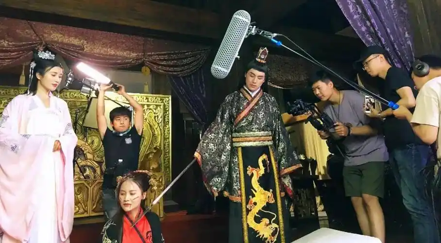 剧中游古装剧凤还朝焦作影视城开拍拍摄现场大揭秘