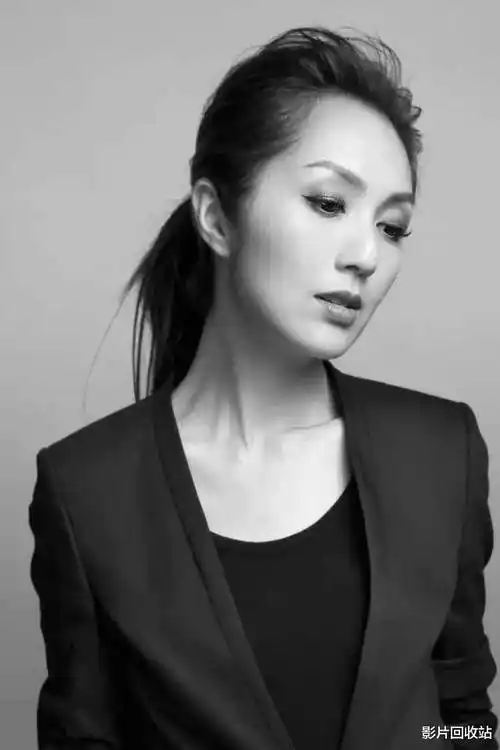 胜过天后的杨千嬅,歌曲传唱度比其她任何天后都广_林夕_郑秀文_音乐