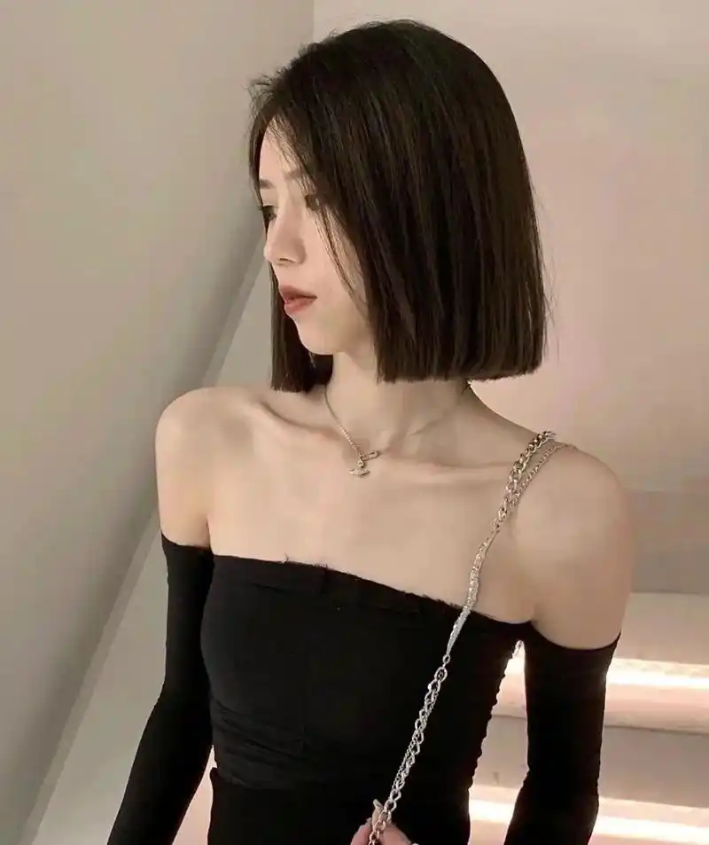 高颜值超a短发一刀切 真的爱了 - 抖音