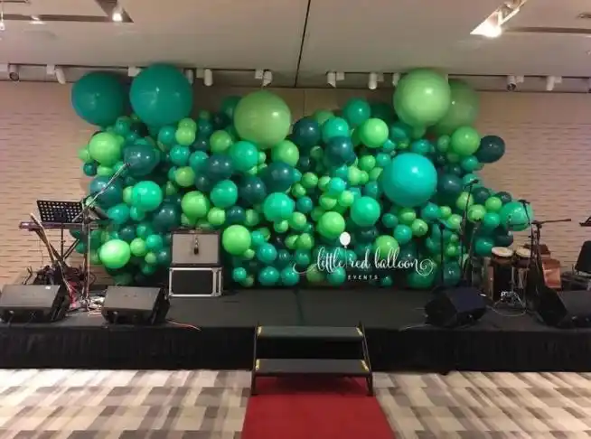展会展台搭建工厂舞台设计创意参考:气球布景舞台