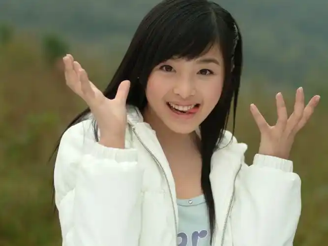 超级女声 张含韵壁纸