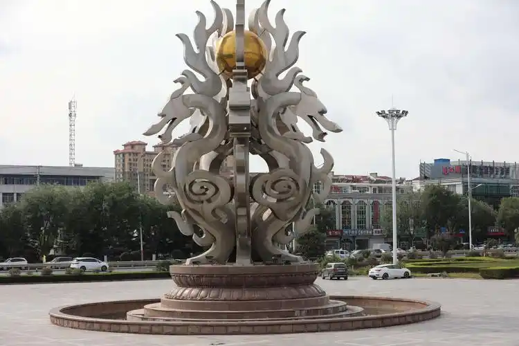 2019年10月25日(星期五)父子俩莱阳留影纪念. - 美篇