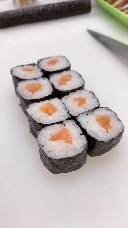 美食#三文鱼小卷