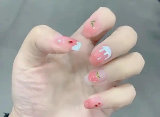 适合上班族和学生党的低调美甲