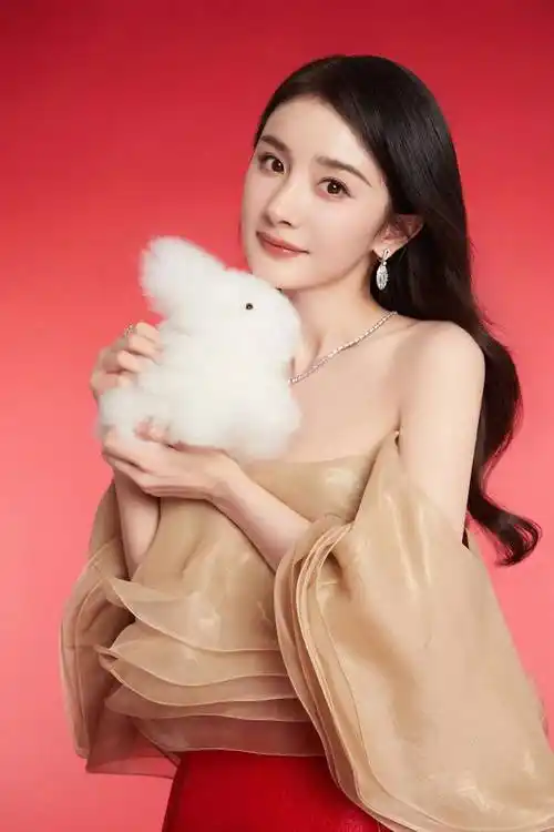 分享女明星新年祝福壁纸,赵丽颖甜美端庄,杨幂和baby温柔灵动