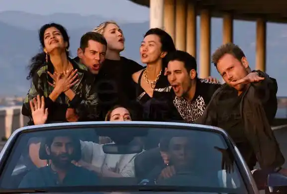 netflix科幻美剧《超感8人组》完结篇正式预告上线