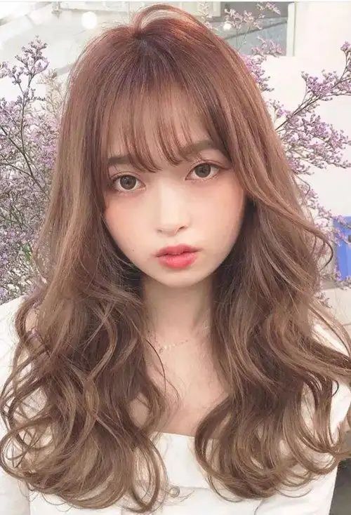 什么样的卷头发显年轻,卷发图片,发型图片