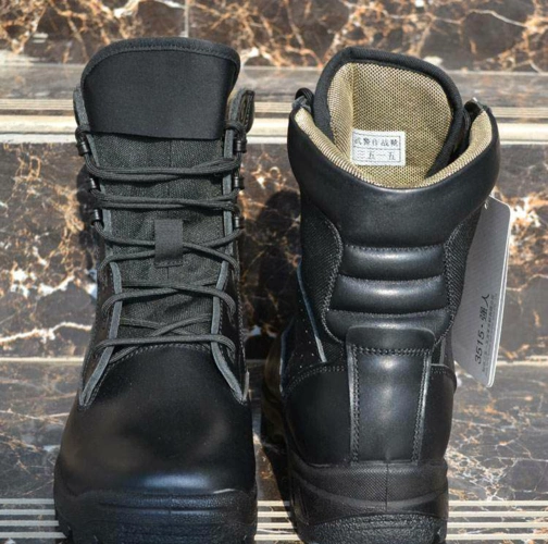 武警部队的新式作战靴性能优良