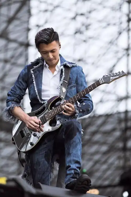 谢霆锋喜欢的这三款发型或许也适合你