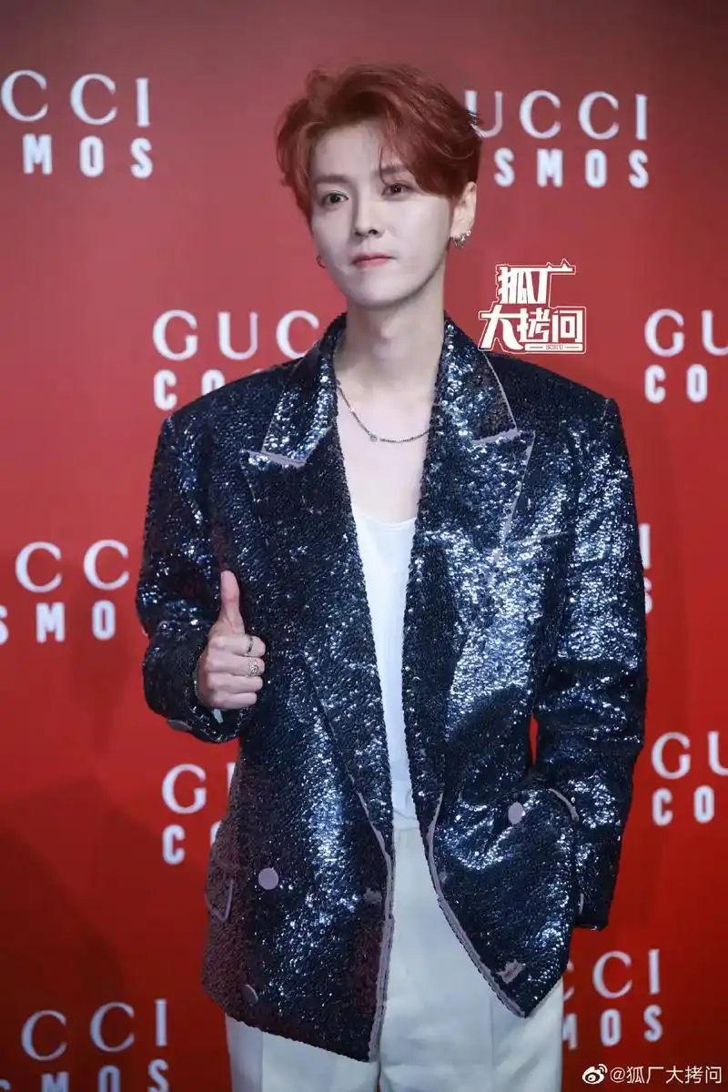 鹿晗生图 永远的美神没对手 #鹿晗在染红发 - 抖音