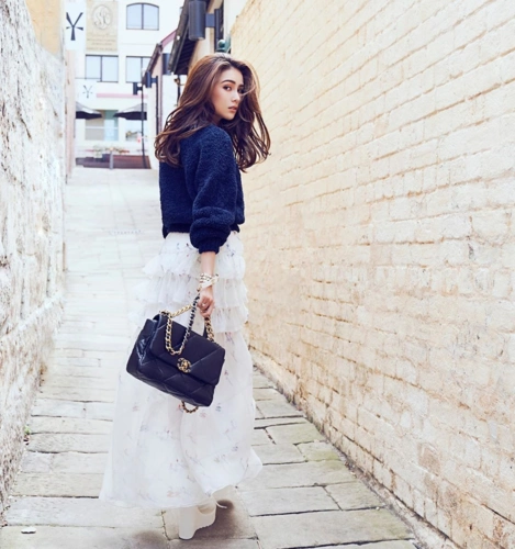 女明星都在背什么包包腋下包马鞍包迷你包原来lisa昆凌们也爱