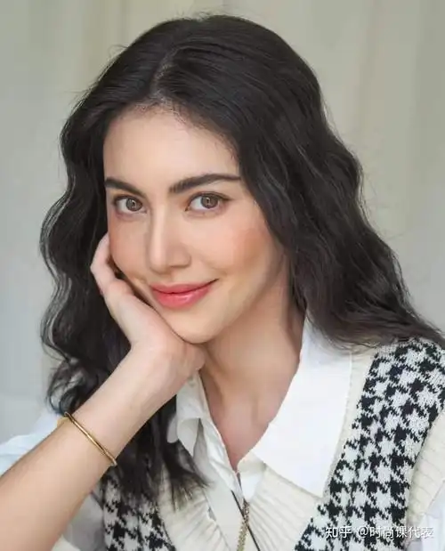 什么样的长相可以被称为浓颜系