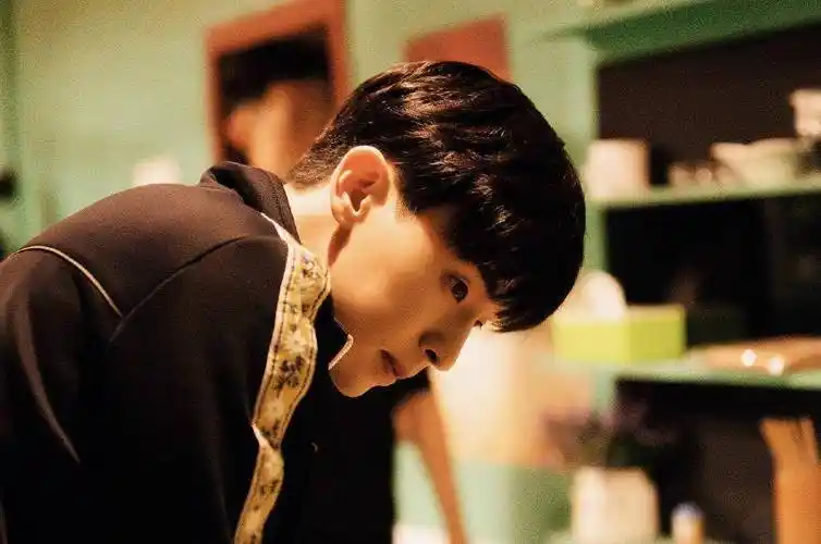 justin玩密室激动到破音,大喊好刺激,好喜欢,邓伦却很害怕_魏大勋