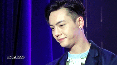 陈伟霆吞口水发呆gif动图_动态图_表情包下载_soogif