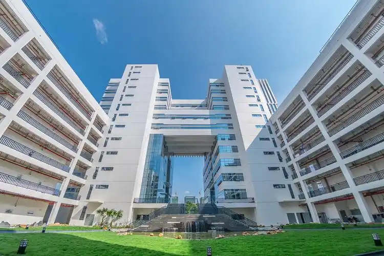 广西艺术学院相思湖校区2017年图书馆风光摄影