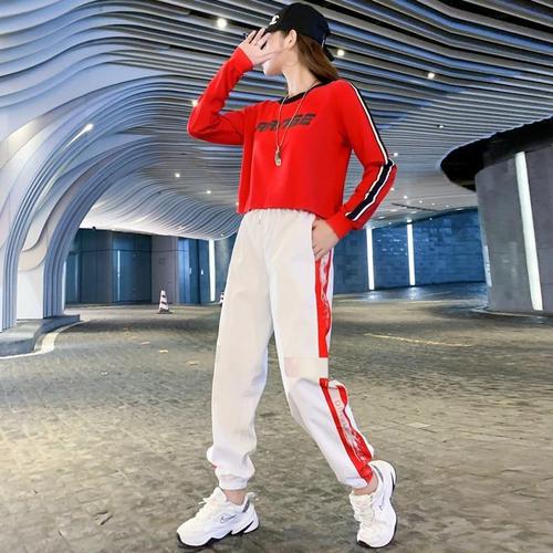 抖音休闲运动套装女帅气嘻哈洋气网红鬼步舞衣服秋潮牌时尚两件套