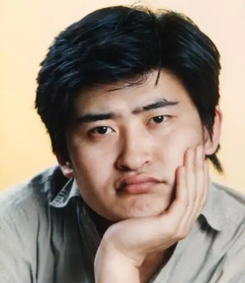 回顾歌手刘欢嗜酒如命身患不死癌症年仅60满头白发