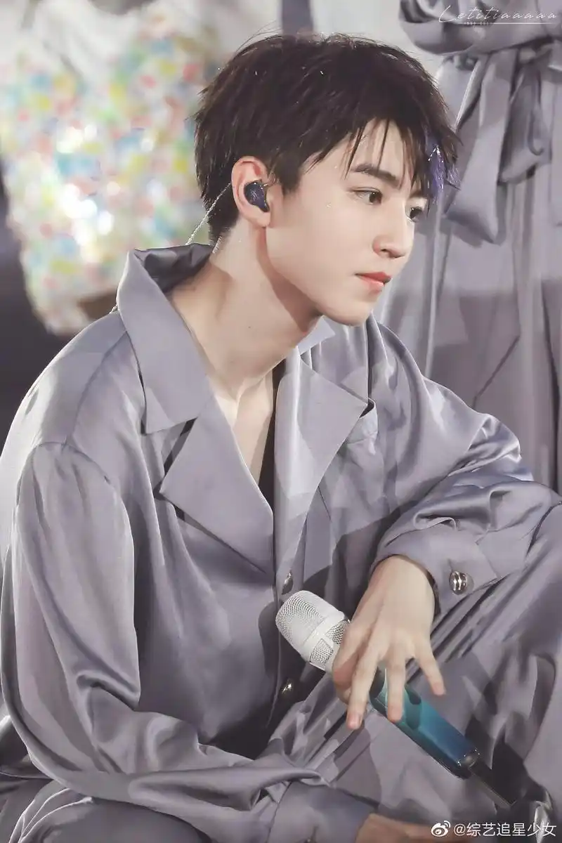 tfboys分享201119王俊凯舞台妆合集每一次都惊艳难忘