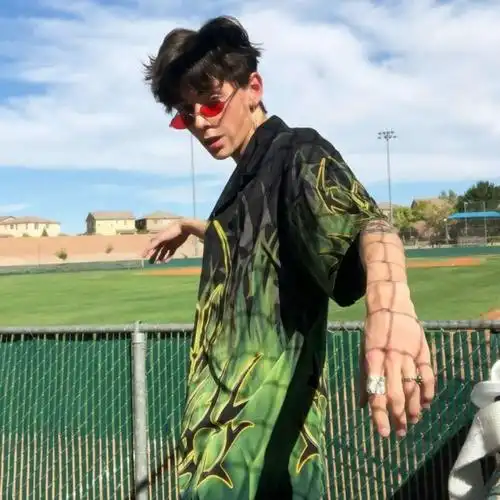 超拽个性欧美男生头像用个性表达年轻态度的男生