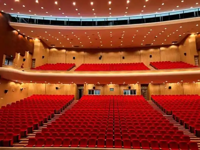 室内舞台,报告厅,剧院,演播厅,会议厅,礼堂等软包固定和活动座椅