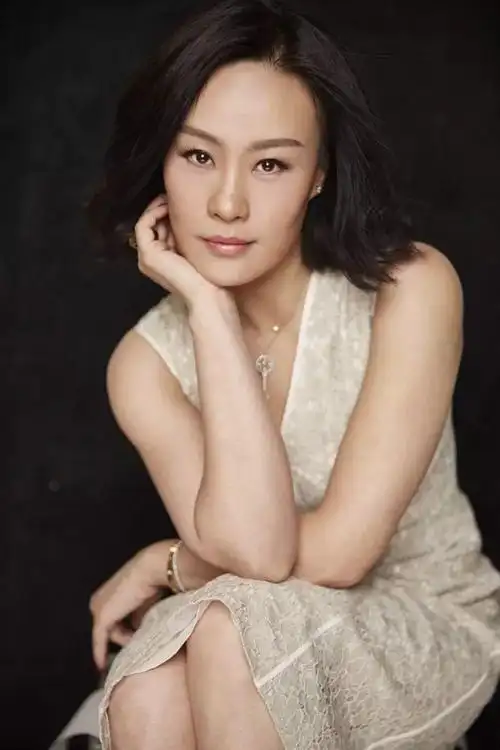 如懿婆婆的扮演者邬君梅谁说演女配角不能光芒四射