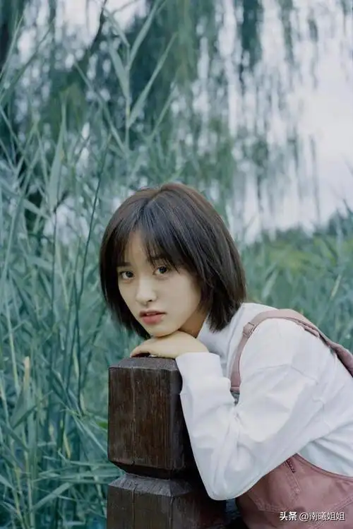 为圆脸女生总结了十款潮短发,减龄瘦脸堪比整形,换发型前看看吧