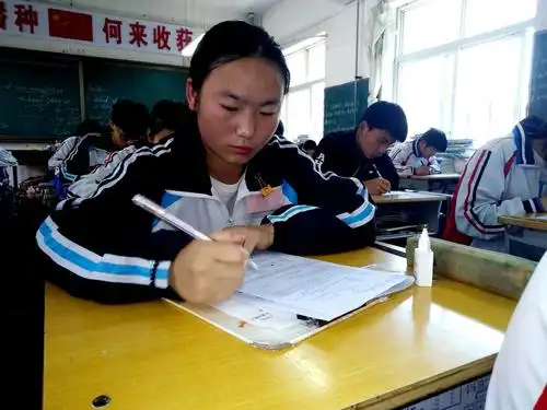 槐芽初中九年级学生周测!