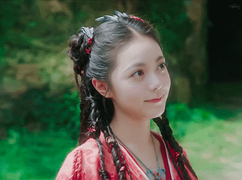 赵今麦不负众望中戏排名第一,主演的古装剧《玲珑》近期会播出