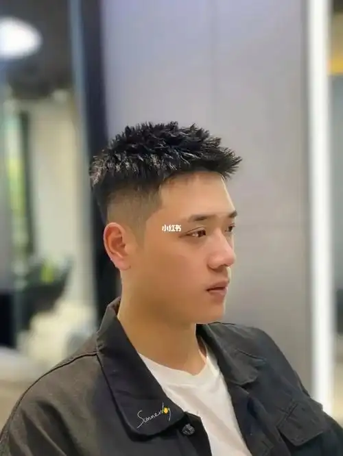 男士短发