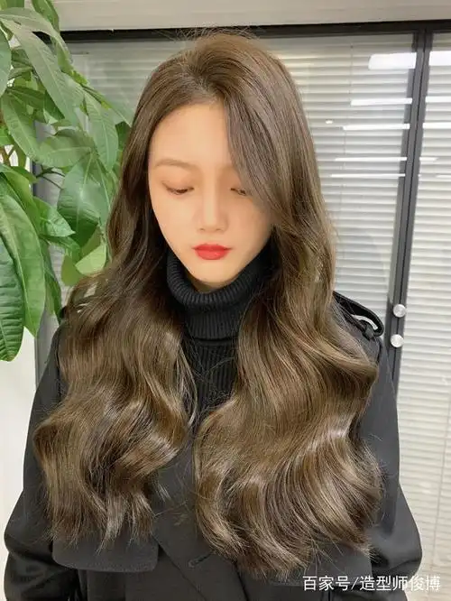 2020流行发色精选集,满满的高级感,时尚又显白