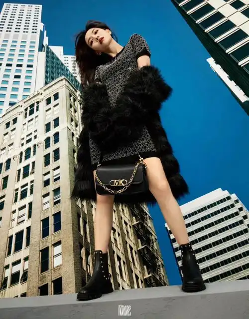 王霏霏费加罗男士11月封面